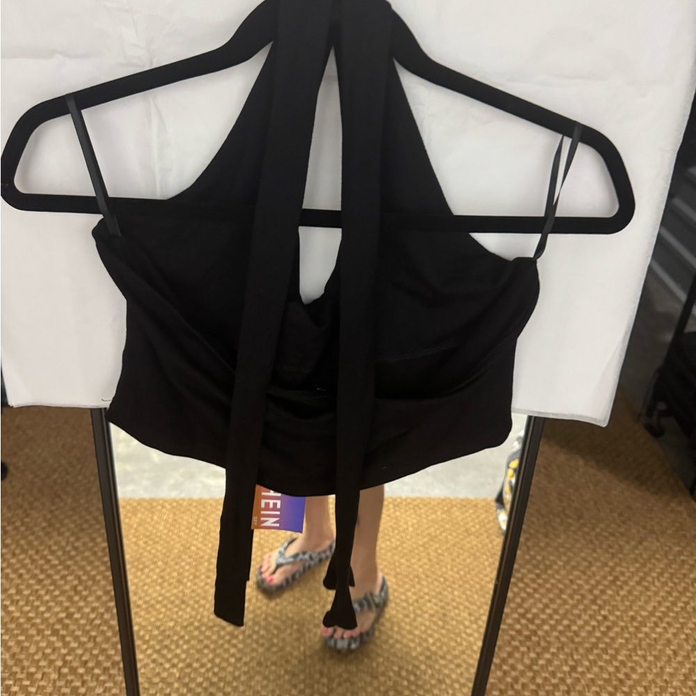 SHEIN Elegant Black Top